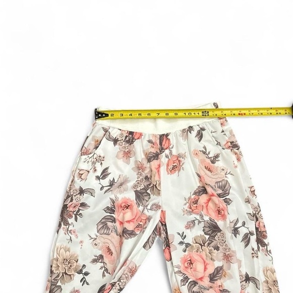 Source Unknown Floral Print Women Jeans - Picture 4 of 4